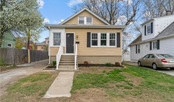 9 Lookout Ave, North Providence, RI 02911