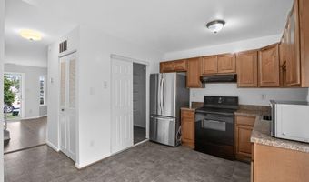 8530 SOUTHLAWN Ct, Alexandria, VA 22309
