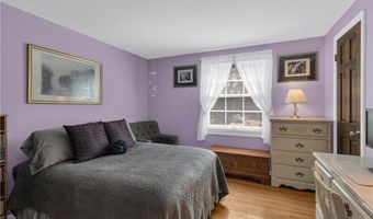 56 LaBelle Ter, Amherst, NY 14228