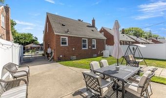 14871 Angelique Ave, Allen Park, MI 48101