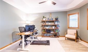 1404 17th Ave SW, Austin, MN 55912