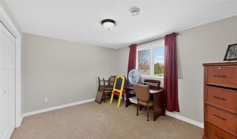 1442 30th St NW, Austin, MN 55912