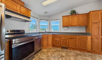 98603 CAMELLIA Dr, Brookings, OR 97415