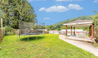 3 Pine St, Barrackville, WV 26559
