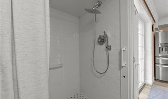 1122 Point Judith Rd, Narragansett, RI 02882