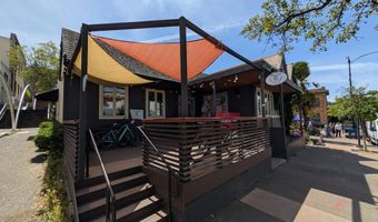 120 E Main St, Ashland, OR 97520
