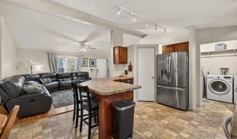 107 S Van Wyck Ave, Cascade, ID 83611