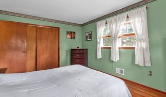 224 Tiller Ave, Beachwood, NJ 08722