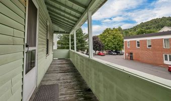 106 Main St, Colebrook, NH 03576