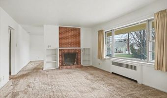 620 S MUHLENBERG St, Allentown, PA 18104