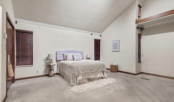 141 G St SW, Ardmore, OK 73401