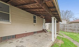 1073 Parkside Dr, Alliance, OH 44601