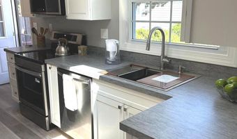 3 BAY VISTA Dr, Berlin, MD 21811