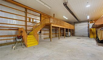 185 Dutch Glory Rd, Amity, PA 15311