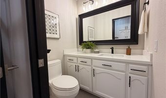 1677 S Hill Ave, Fallbrook, CA 92028