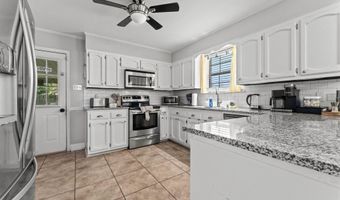 759 Fountain View Dr, Baton Rouge, LA 70820