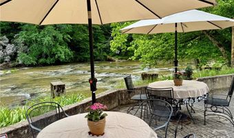 585 White Cir 504, Athens, GA 30605