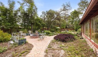 295 FRANCES Cir, Altamonte Springs, FL 32701