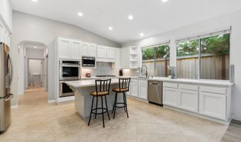6660 Curlew Ter, Carlsbad, CA 92011
