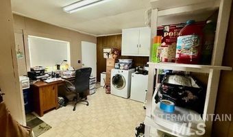 908 Pine St, Anatone, WA 99401