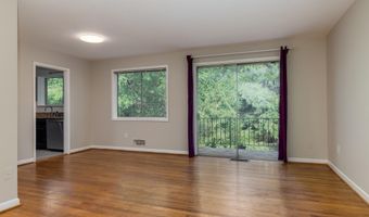 10506 WEYMOUTH St 203, Bethesda, MD 20814