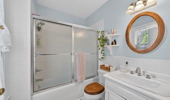 69 Smith Hill Rd, Airmont, NY 10952