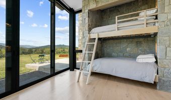 90 LIBERTY SPRINGS Ln, Amissville, VA 20106