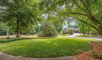 661 Nassau Trl, Asheboro, NC 27205