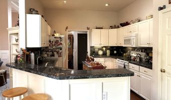 7312 Apple Cross Cir, Avon, IN 46123