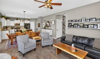 2102 NE 17th St, Ankeny, IA 50021