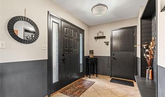 74500 240th St, Albert Lea, MN 56007