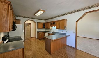 16427 Farm Road 2007, Aurora, MO 65605