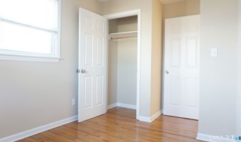 28-30 Sampson St 4, Bridgeport, CT 06606