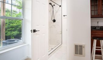 42243 CANARY GRASS Sq, Aldie, VA 20105
