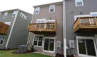 2722 Hunter Woods Dr, Apex, NC 27502