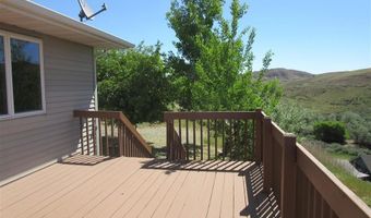 138 Buena Vista Ave, Cody, WY 82414