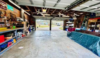 23 Apalachee St, Apalachicola, FL 32320