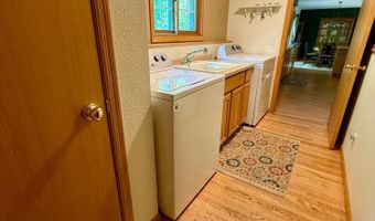 N2862 CRESTWOOD RD, Antigo, WI 54409