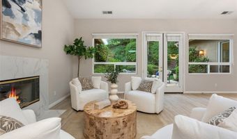 608 Inverlochy Dr, Fallbrook, CA 92028
