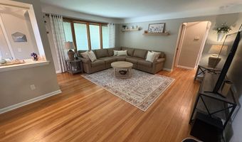 8908 Fox Ave, Allen Park, MI 48101