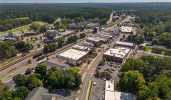 4559 Collins Ave, Acworth, GA 30101