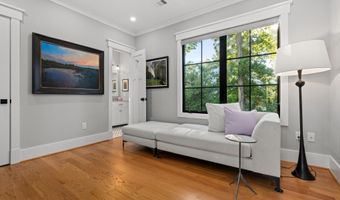 3608 ORLANDO Pl, Alexandria, VA 22305