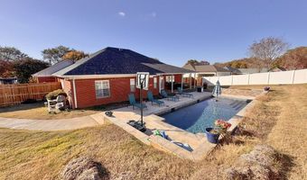 204 Piccadilly, Batesville, MS 38606