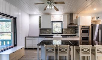 408 HAWKS NEST Dr, Baker, WV 26801