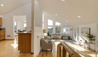 126 N Ocean Ave, Rockaway Beach, OR 97136
