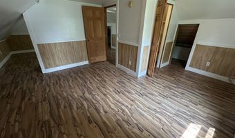 1020 E State St, Albany, IN 47320