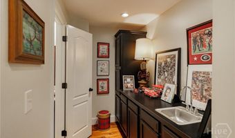 210 Riverview Rd, Athens, GA 30606