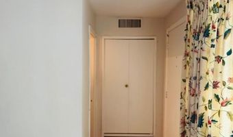 7551 SPRING LAKE Dr D-1, Bethesda, MD 20817