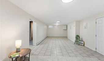 461 River Rd, Lincoln, RI 02865