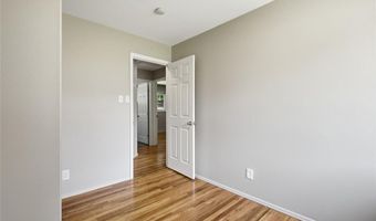 8233 Marvale Ln, Affton, MO 63123